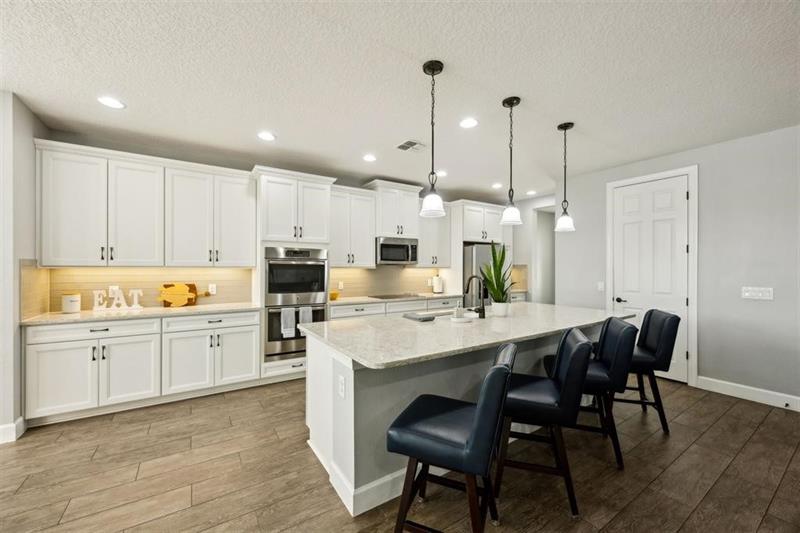 Image 14 of 44 For 85030 Majestic Walk Blvd