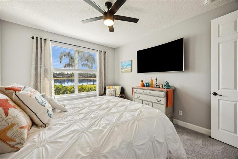 Image 19 of 44 For 85030 Majestic Walk Blvd