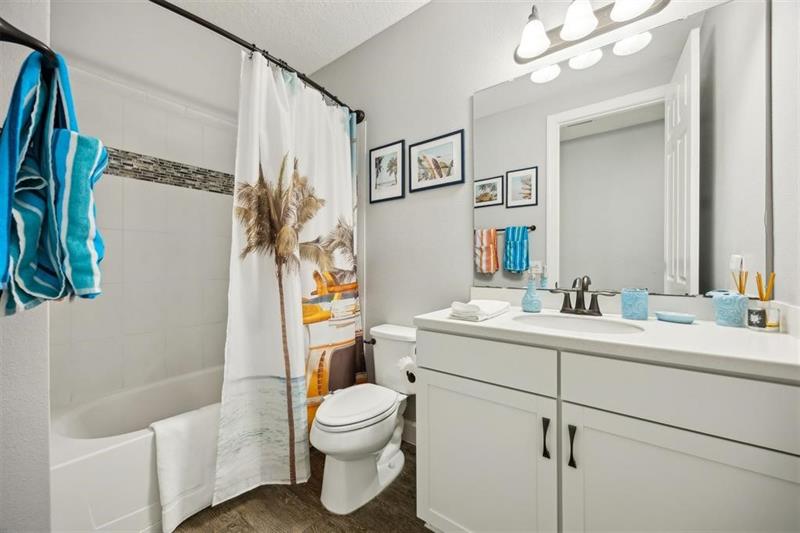 Image 20 of 44 For 85030 Majestic Walk Blvd