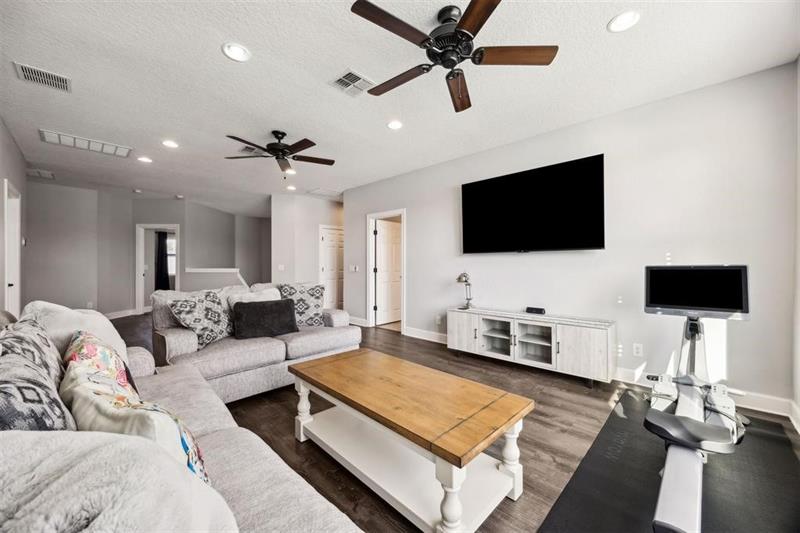 Image 23 of 44 For 85030 Majestic Walk Blvd