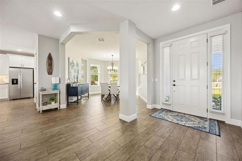 Image 8 of 44 For 85030 Majestic Walk Blvd