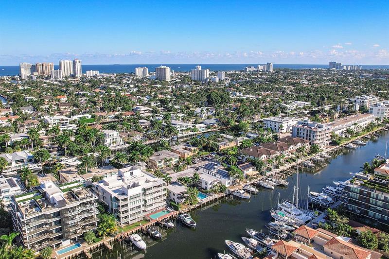 Image 28 of 28 For 125 Isle Of Venice Dr  10