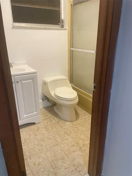 Image 21 of 47 For 1781 13th St