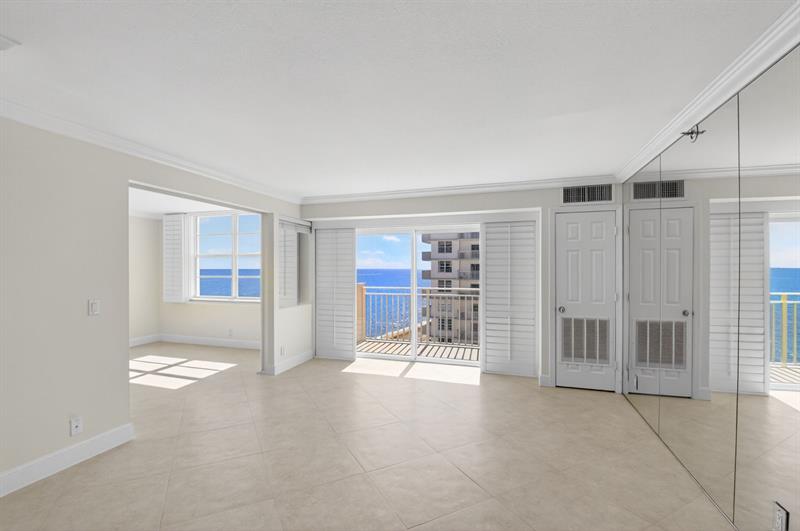 Image 10 of 68 For 4505 Ocean Blvd  805