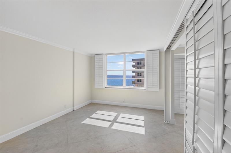 Image 15 of 68 For 4505 Ocean Blvd  805