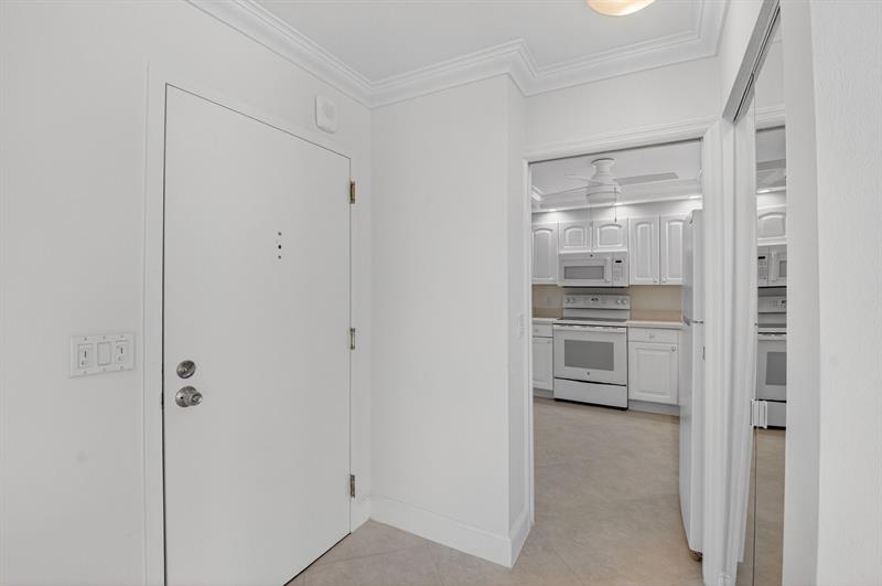 Image 20 of 68 For 4505 Ocean Blvd  805