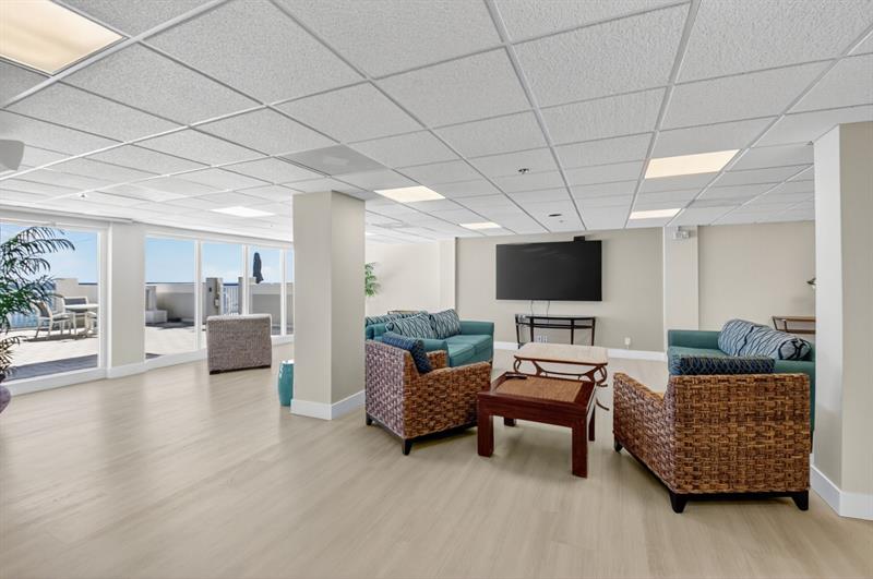 Image 48 of 68 For 4505 Ocean Blvd  805