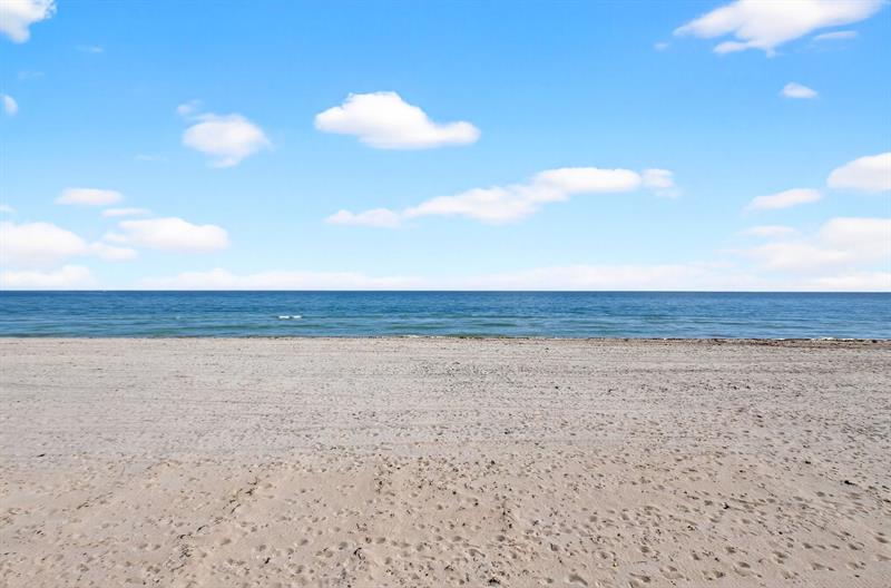 Image 56 of 68 For 4505 Ocean Blvd  805