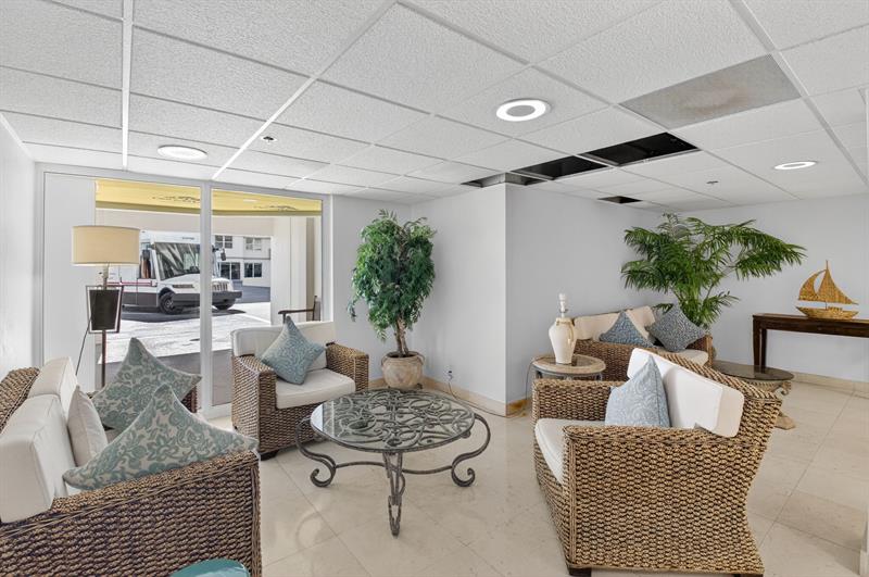 Image 58 of 68 For 4505 Ocean Blvd  805