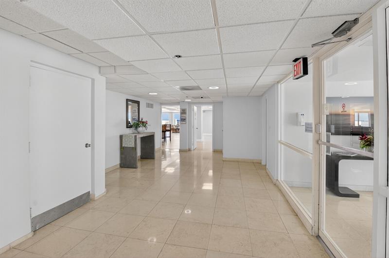 Image 59 of 68 For 4505 Ocean Blvd  805