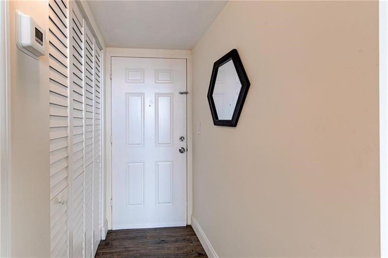 Image 5 of 28 For 1301 Miami Gardens Dr  1721w