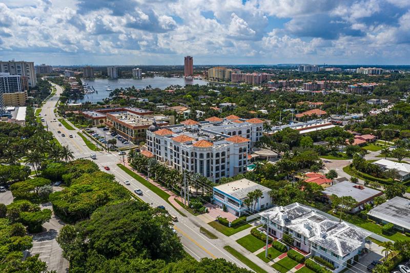 Image 41 of 64 For 1 Ocean Blvd  402