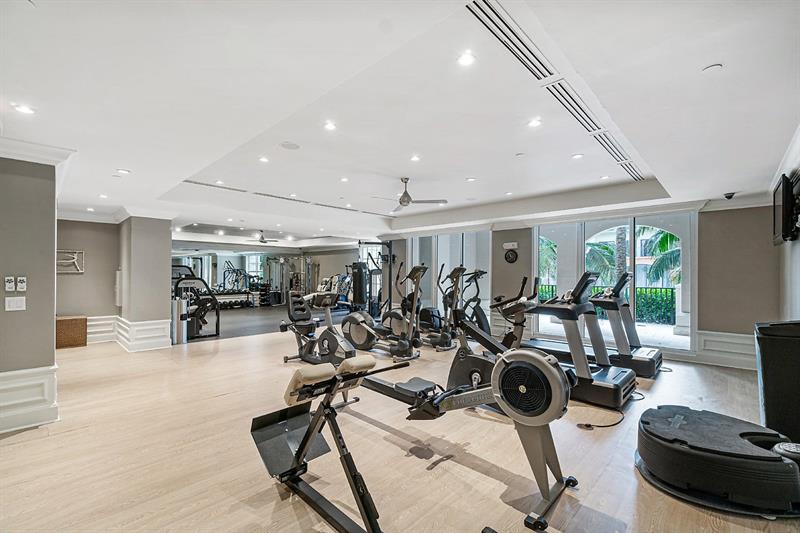 Image 53 of 64 For 1 Ocean Blvd  402