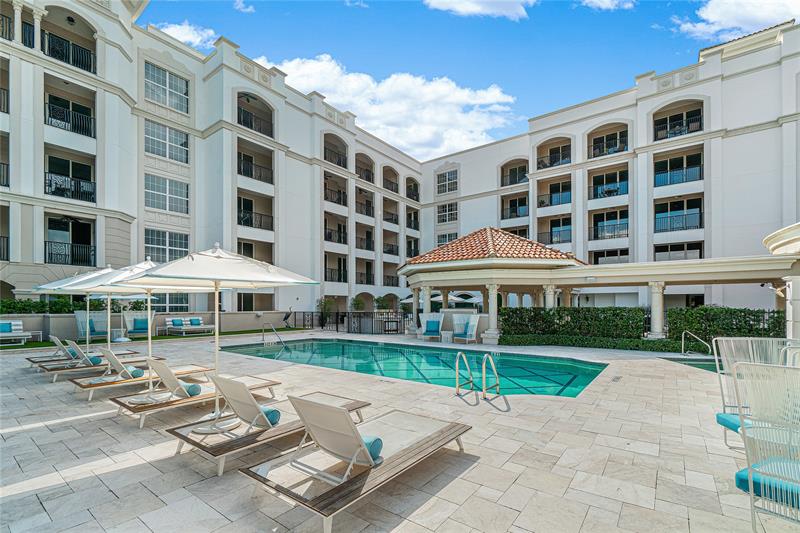 Image 56 of 64 For 1 Ocean Blvd  402