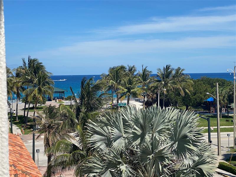 Image 7 of 64 For 1 Ocean Blvd  402