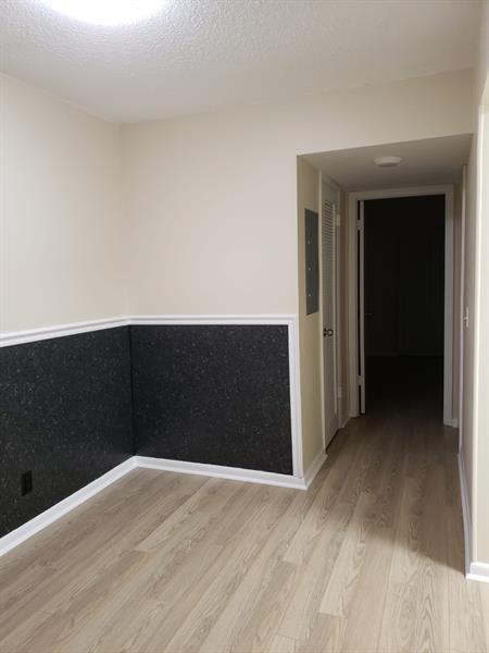 Image 7 of 7 For 146 Canterbury F  146