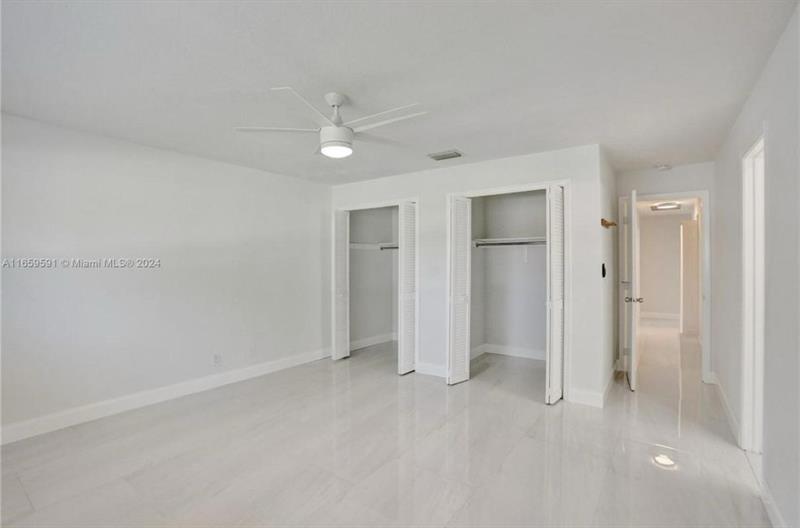 Image 24 of 52 For 11280 40th St