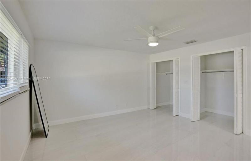 Image 26 of 52 For 11280 40th St