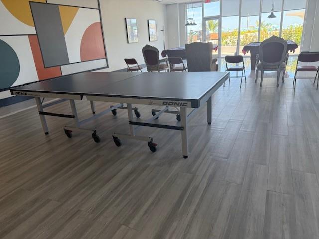 Image 14 of 31 For 3140 Ocean Dr  610