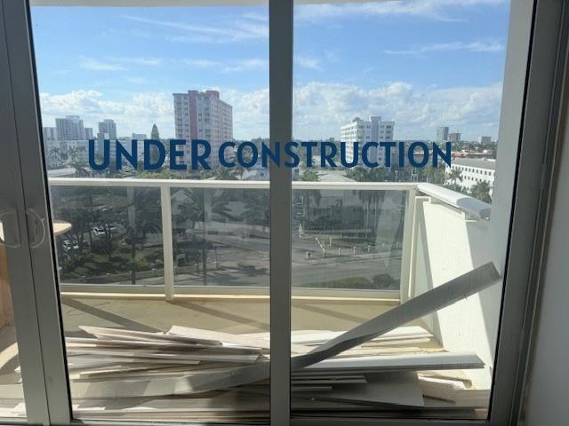 Image 17 of 31 For 3140 Ocean Dr  610