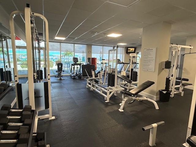 Image 8 of 31 For 3140 Ocean Dr  610