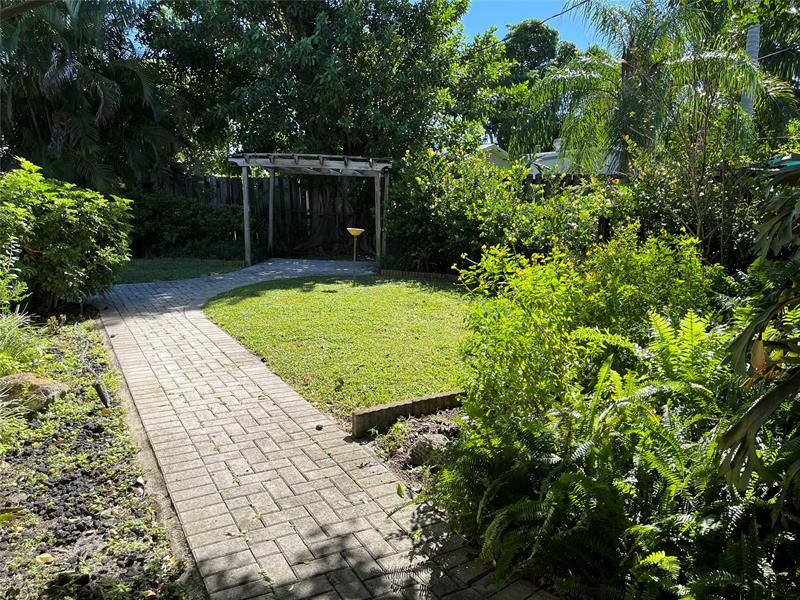 Image 19 of 23 For 1636 18th St