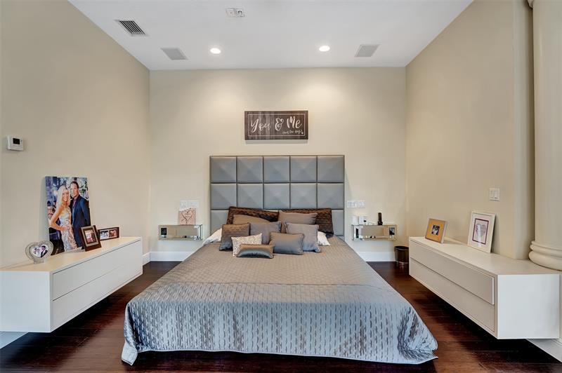 Image 44 of 61 For 7272 62nd Ter