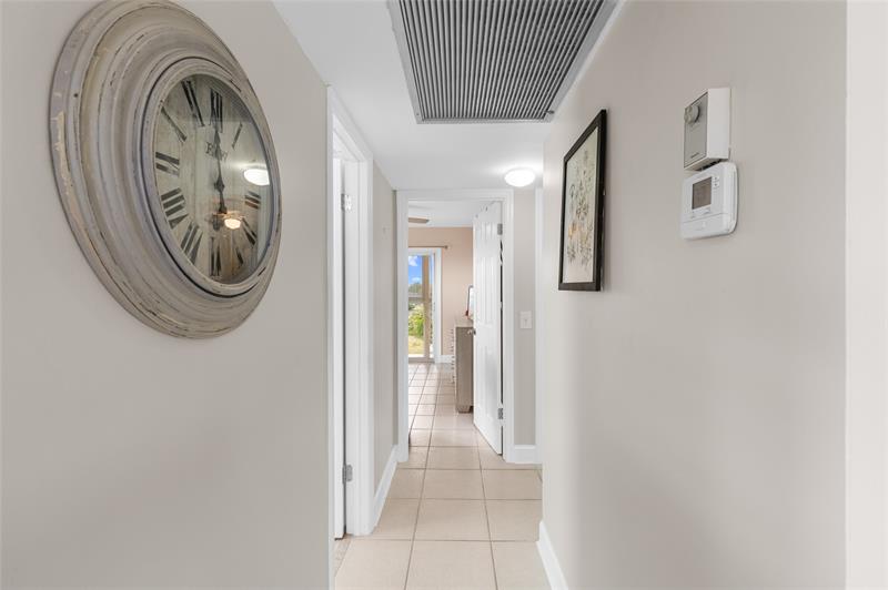 Image 14 of 67 For 4073 Harwood F 4073