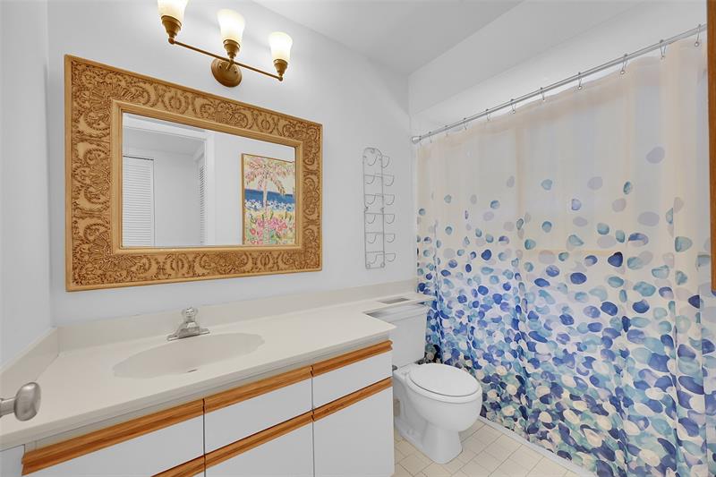 Image 28 of 36 For 5307 Buckhead Cir  203