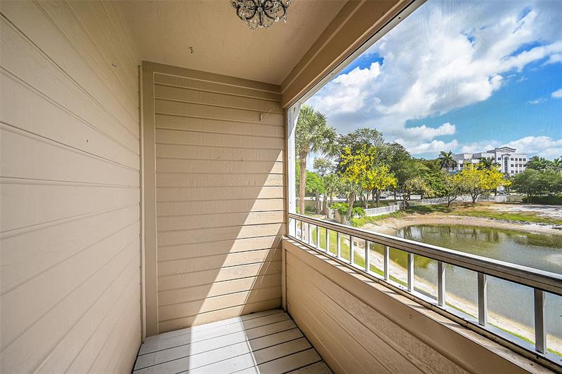 Image 30 of 36 For 5307 Buckhead Cir  203