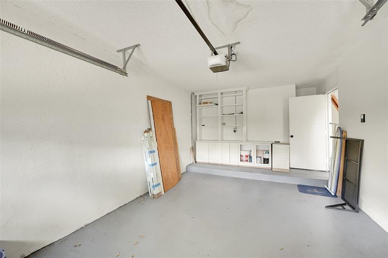 Image 34 of 36 For 5307 Buckhead Cir  203