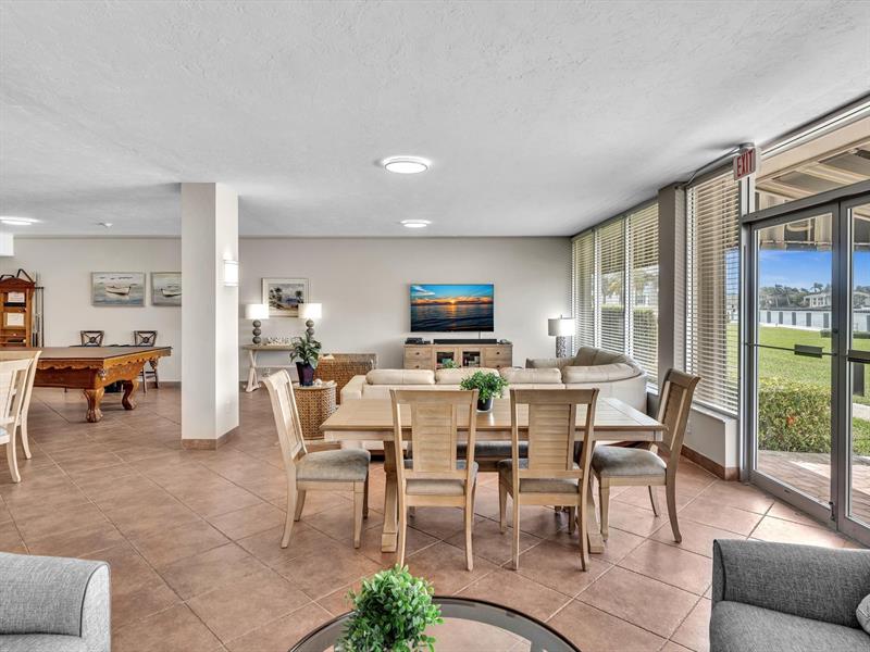 Image 36 of 50 For 3100 Ocean Boulevard  712