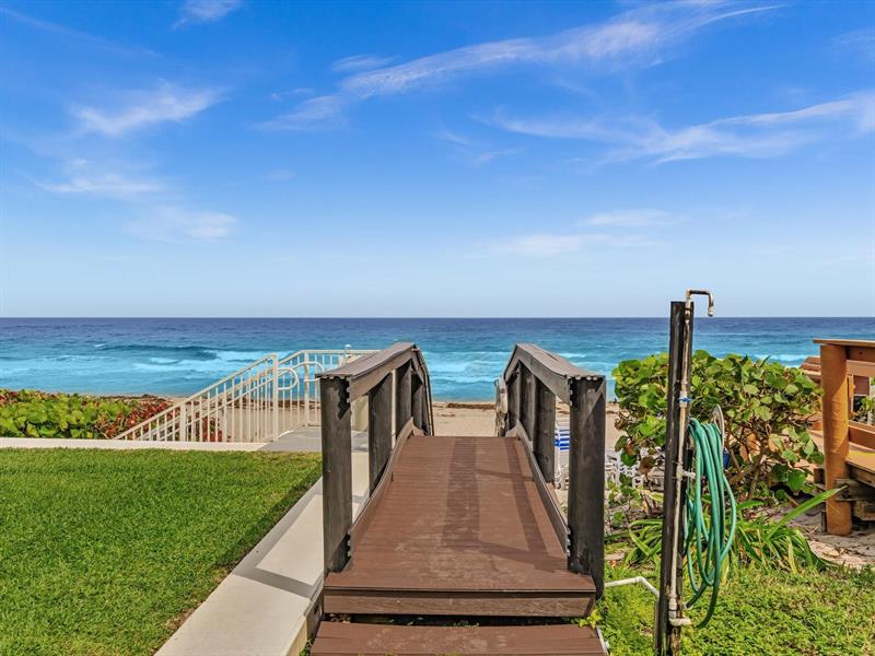 Image 4 of 50 For 3100 Ocean Boulevard  712