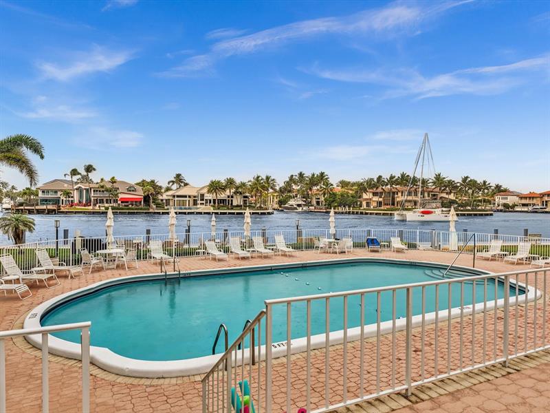 Image 43 of 50 For 3100 Ocean Boulevard  712