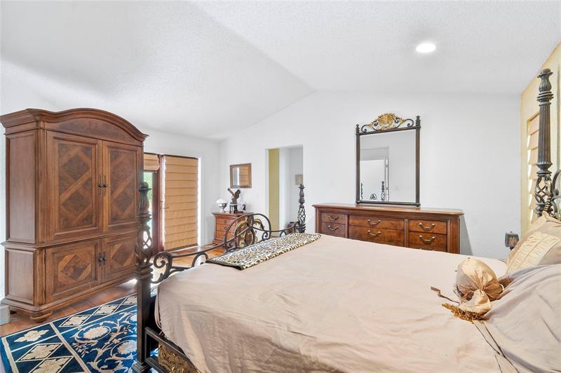 Image 10 of 14 For 233 119th Ln