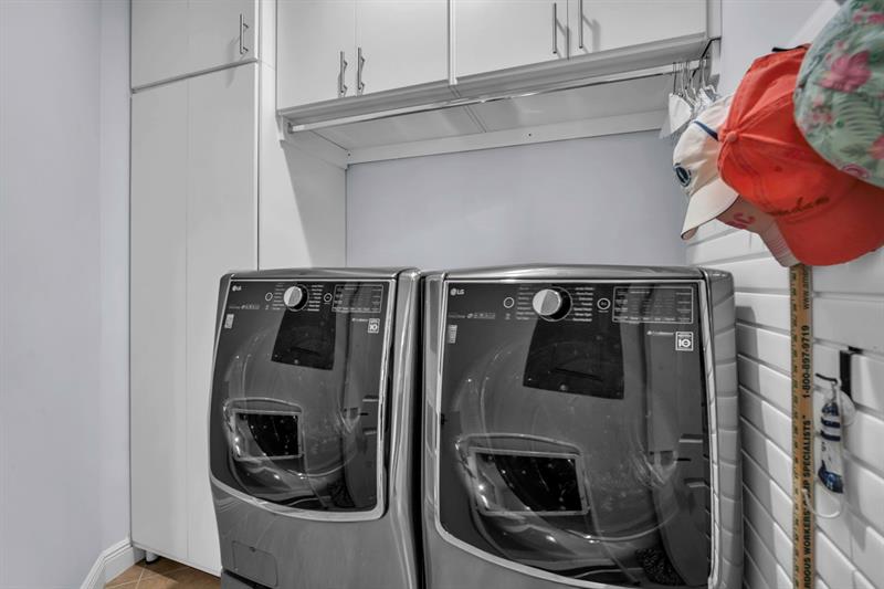 Image 19 of 69 For 7574 Old Thyme Ct  9d