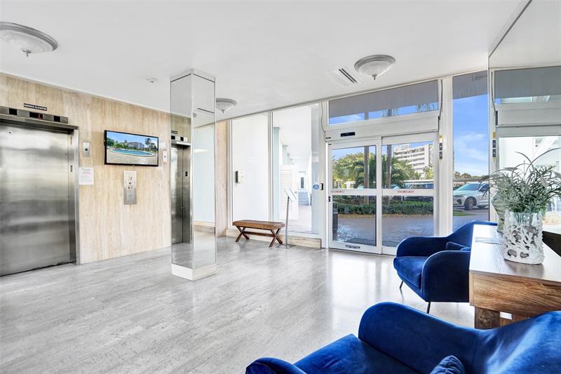 Image 26 of 37 For 201 Ocean Blvd  603