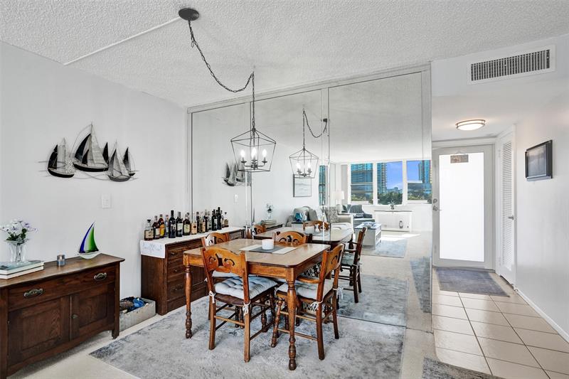 Image 8 of 37 For 201 Ocean Blvd  603