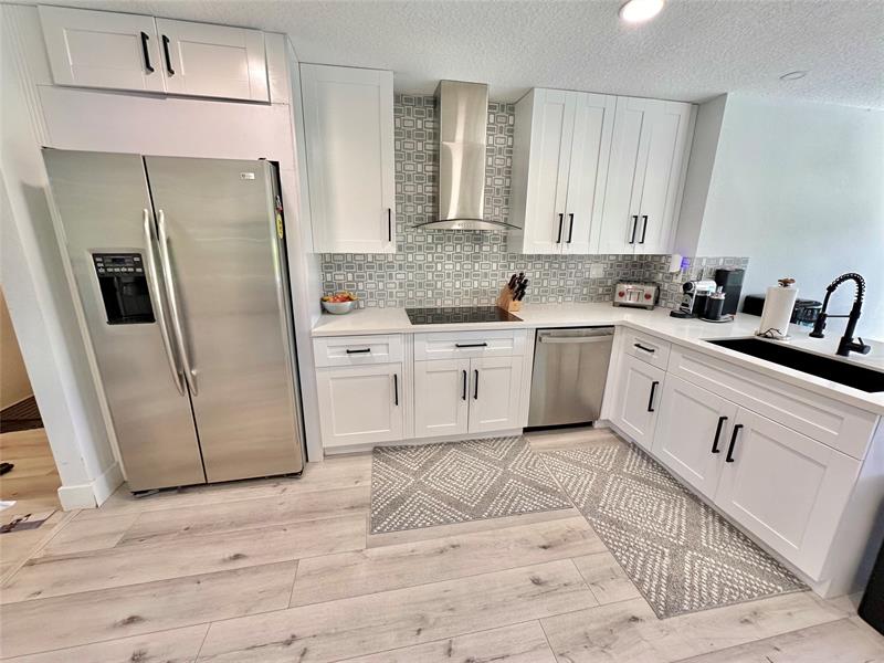 Image 6 of 26 For 11392 Boca Woods Ln