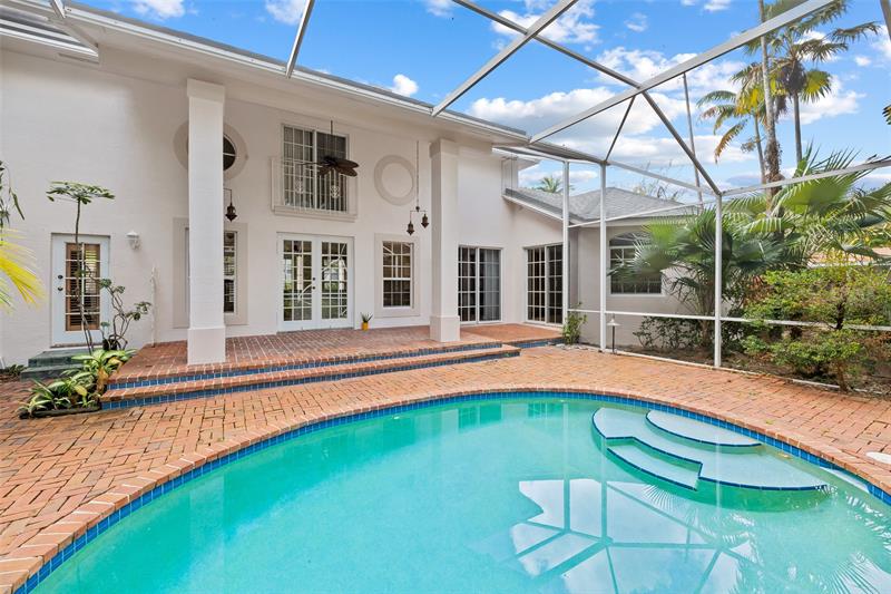 Image 18 of 21 For 3951 56th Ct