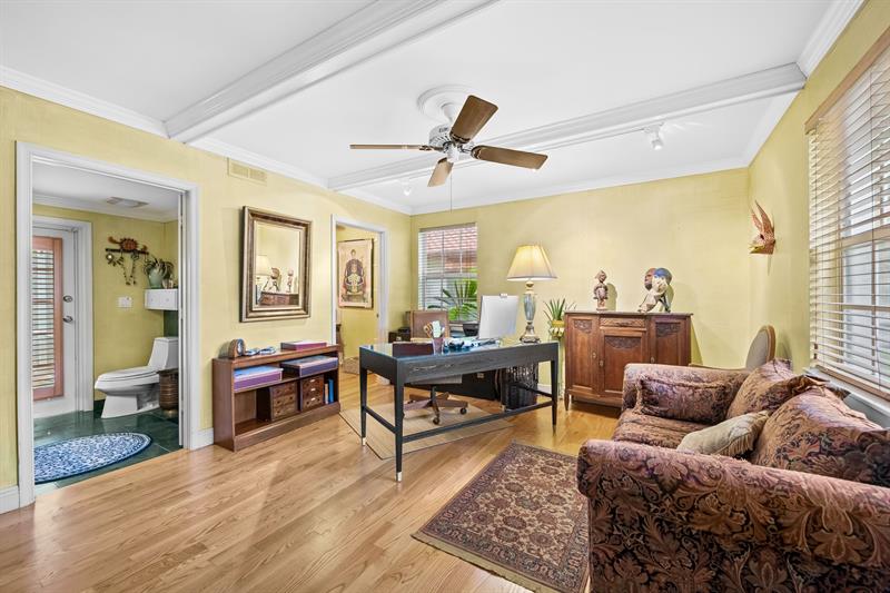 Image 9 of 21 For 3951 56th Ct