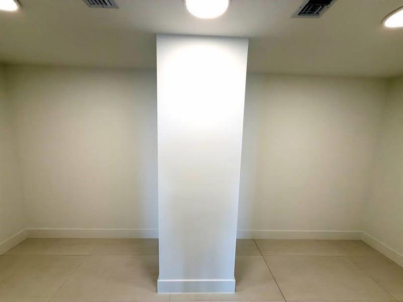 Image 33 of 57 For 151 Seabreeze Blv  E-1204