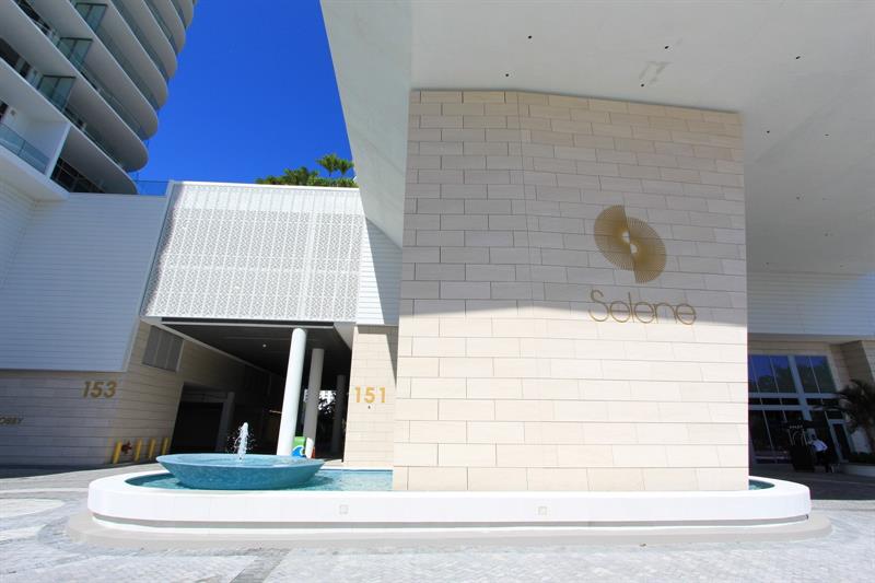 Image 4 of 57 For 151 Seabreeze Blv  E-1204