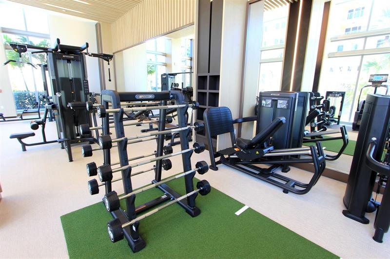 Image 7 of 57 For 151 Seabreeze Blv  E-1204