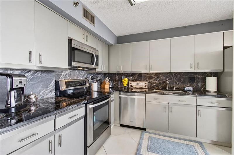 Image 31 of 90 For 7145 Promenade Drive  602