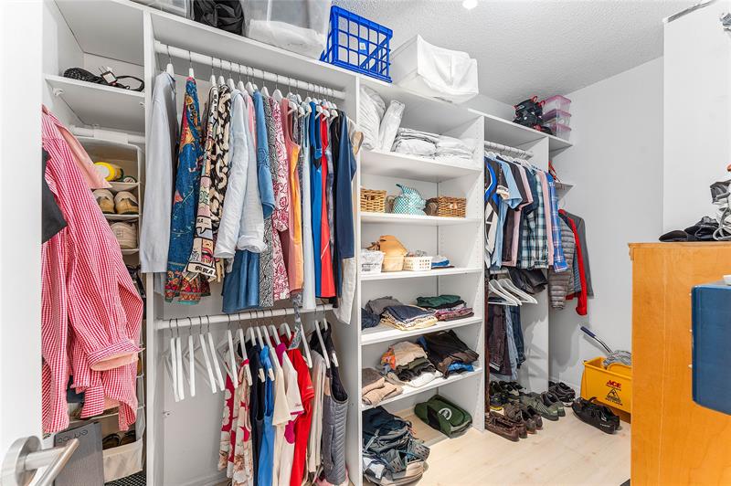 Image 20 of 37 For 800 20th Avenue  206