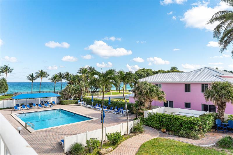 Image 5 of 37 For 800 20th Avenue  206