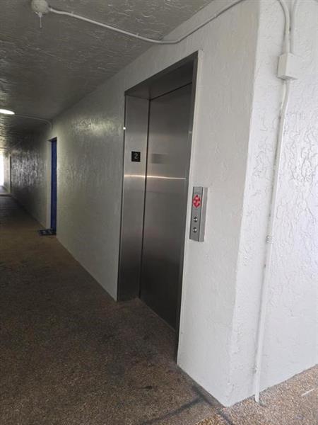 Image 10 of 12 For 3720 Pine Island Rd 335