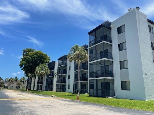 Image 3 of 12 For 3720 Pine Island Rd 335