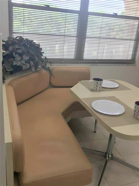 Image 18 of 41 For 2305 Lucaya Lane  B4